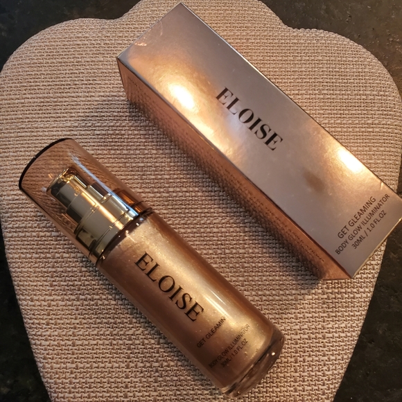 Eloise Makeup Eloise Get Gleaming Body Glow Illuminator In